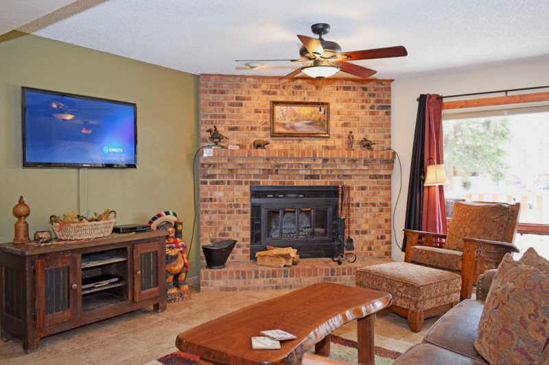 Red River Real Estate and Vacation Rentals Grandview Townhouse 9, Red