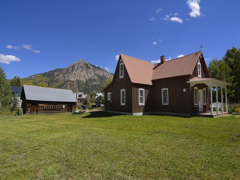 Luxury short term home rental downtown l Crested Butte
