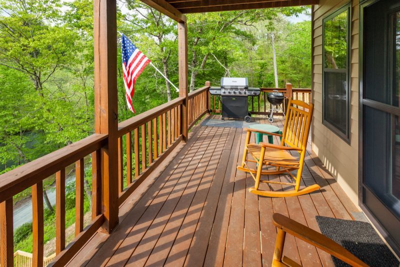 Toccoa River Cabin, Family Getaway, Fishing Cabin,