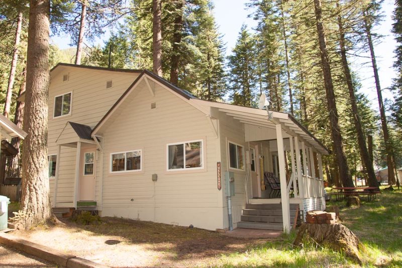 cabin close to wallowa lake marina