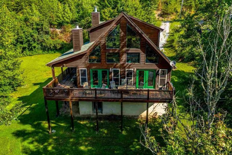 Quiet Waters Is A Pet Friendly Lakefront Cabin Rental In A Private Cove On Norris Lake Perfect Family Vacation