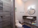 Ejido, San Felipe Playas, Modern Rental Home Casa Kamicasa - first bedroom bathroom
