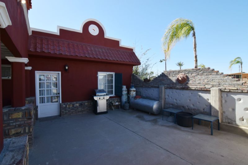 Pete's Camp San Felipe Home for large groups up to 10 people