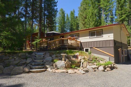 Doneright Management Pet Friendly Vacation Rentals In Mccall Idaho