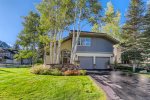 Beaver Creek House w/ Dial a Ride and hot tubs