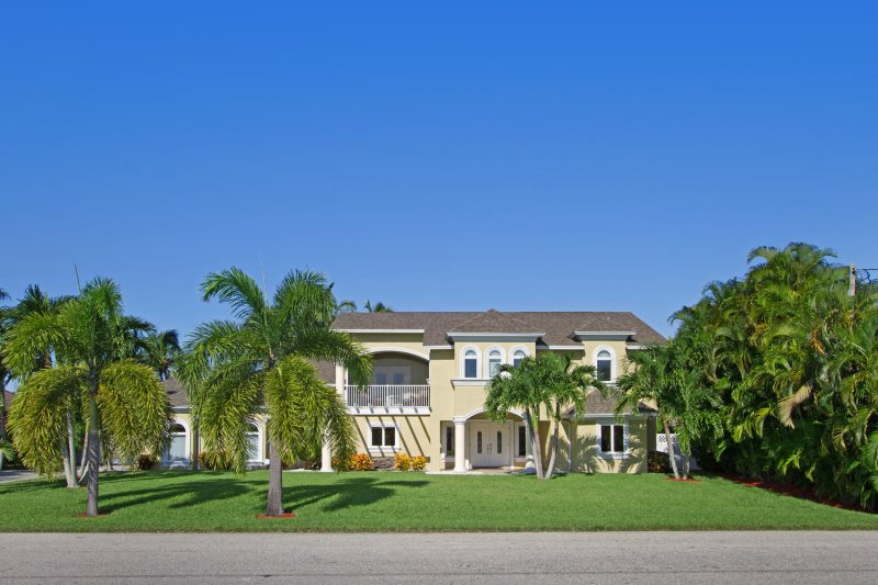 Coral Pearl Vacation Home With 3 King Size Beds