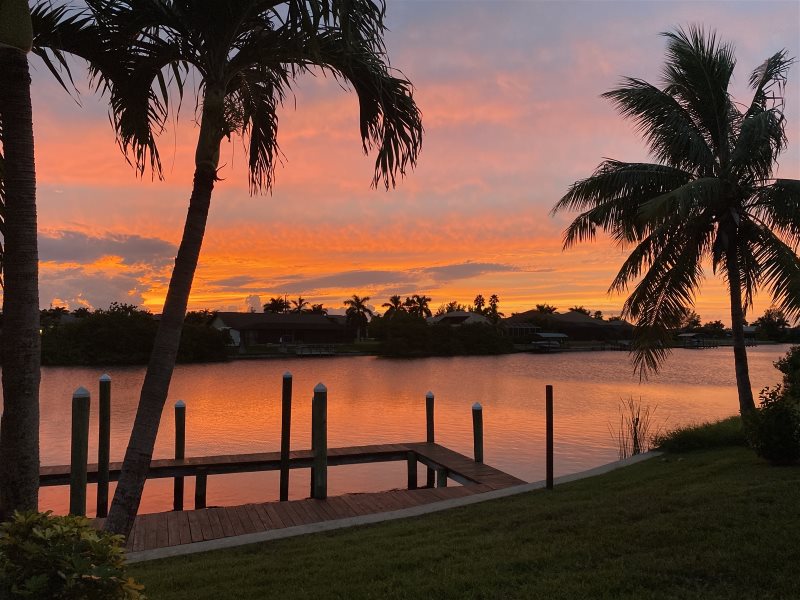 Bella Vida Tastefully Decorated Priceless Water Views Pool Table