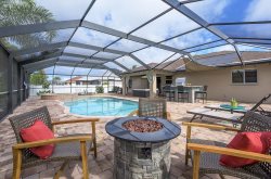 Another Day in Paradise - Family Friendly - Large Lanai  - Firepit - BBQ - TV Lounge Area