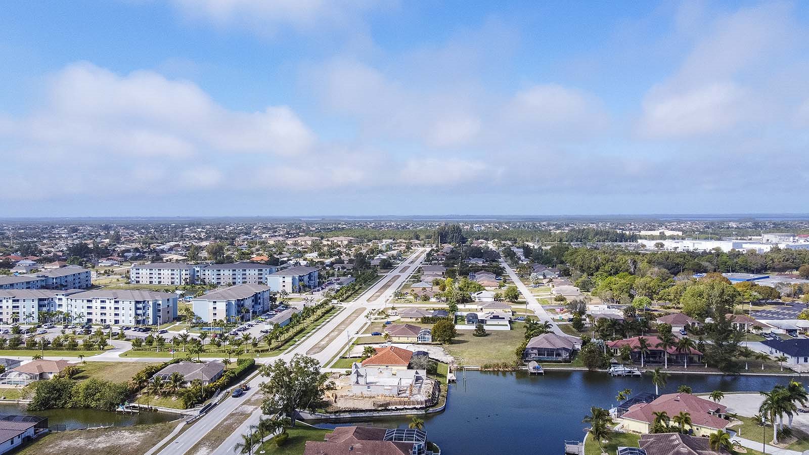 Savona SW Vacation Home Cape Coral with Boat Lift