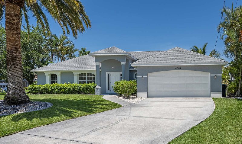 Beach House Florida Vacation Home Rental Cape Coral