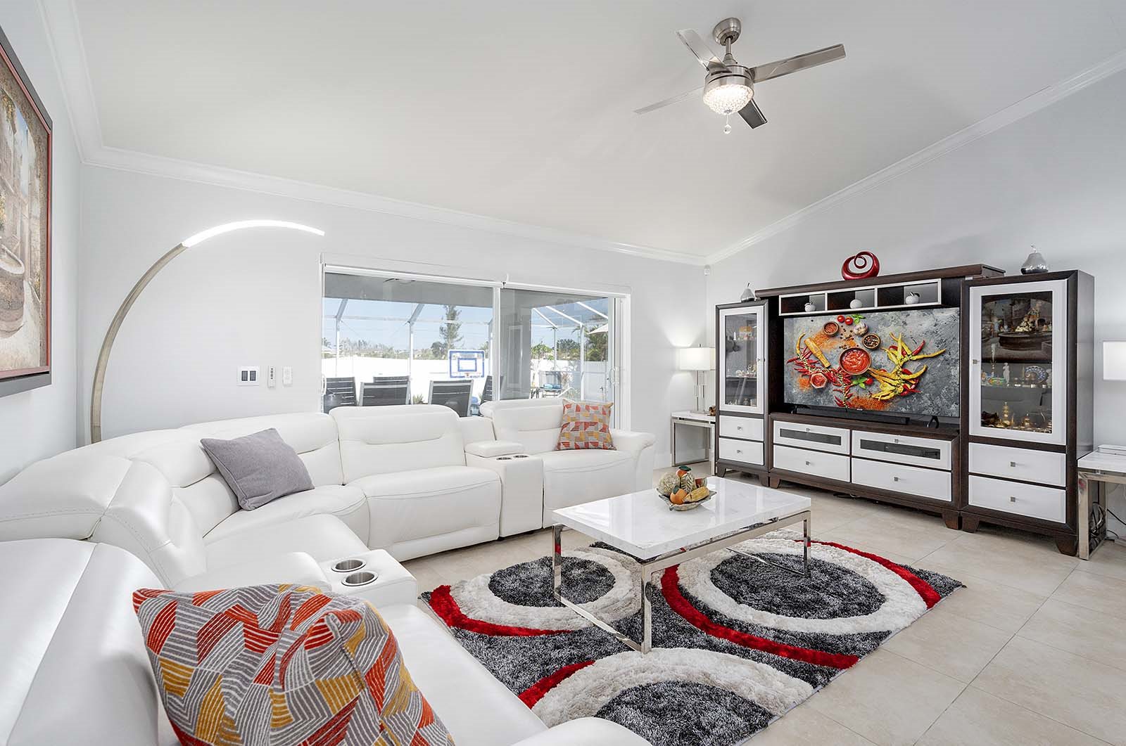 Endless Summer Modern Vacation Rental Cape Coral with Headet Salt