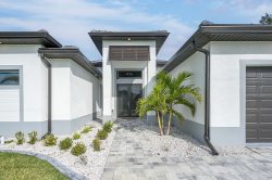 Paradiso - Modern New Construction Vacation Home Cape Coral