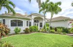 Front Elevation of Beach Dreaming