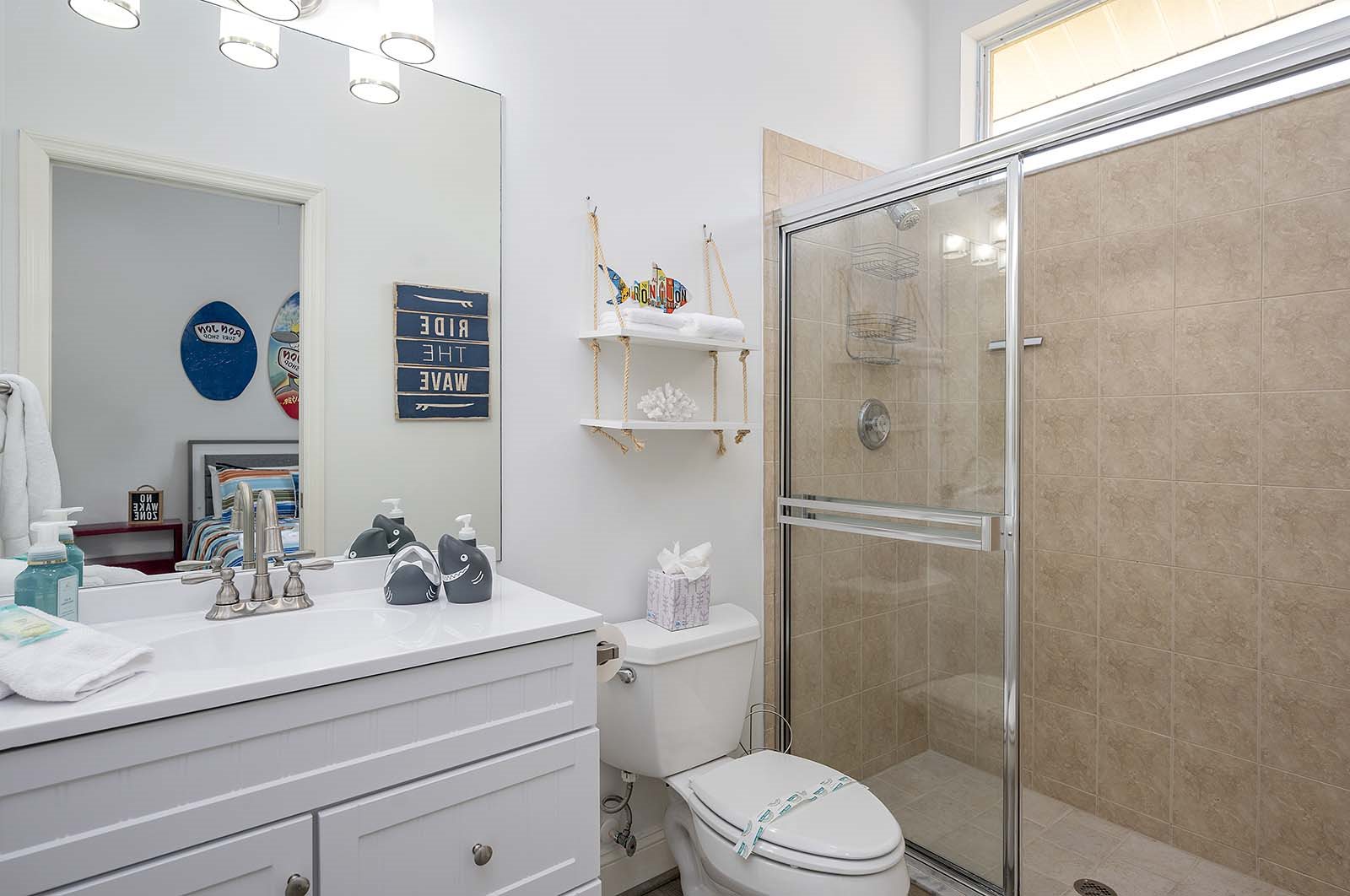 Palm View Boat Lift and cozy pool area