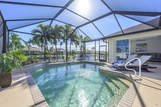 Pet friendly Vacation Rentals Cape Coral