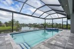 Morning Glory Offers South Eastern Views with a Corner Hot Tub