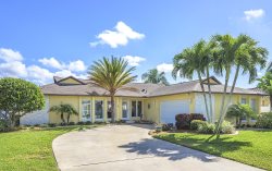 Pelican - Yacht Club Area Vacation Home with Direct Gulf Access
