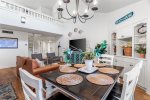 Dining Area with seating for 6
