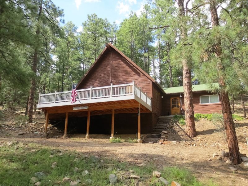 Cool Pines Cabin offered by Prescott Cabin Rentals Prescott Arizona