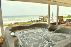 Gone Coastal - Luxurious 5 BR - 3.5 BA Oceanfront Home with a Hot tub! 
