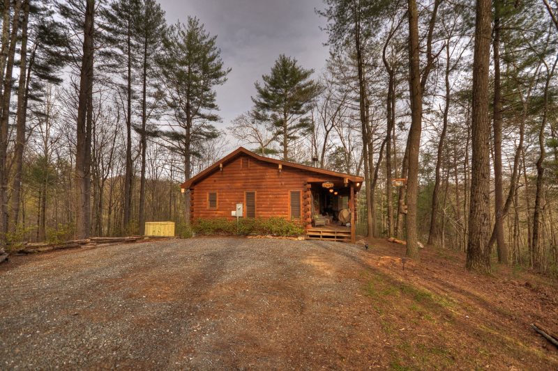 Bear Butte In Blue Ridge North Ga Cabin Rental