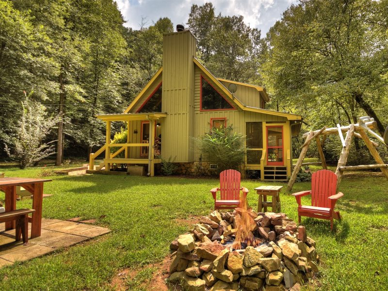 Cold Creek Cottage Creek Front Cabin Rental Near Blue Ridge Ga