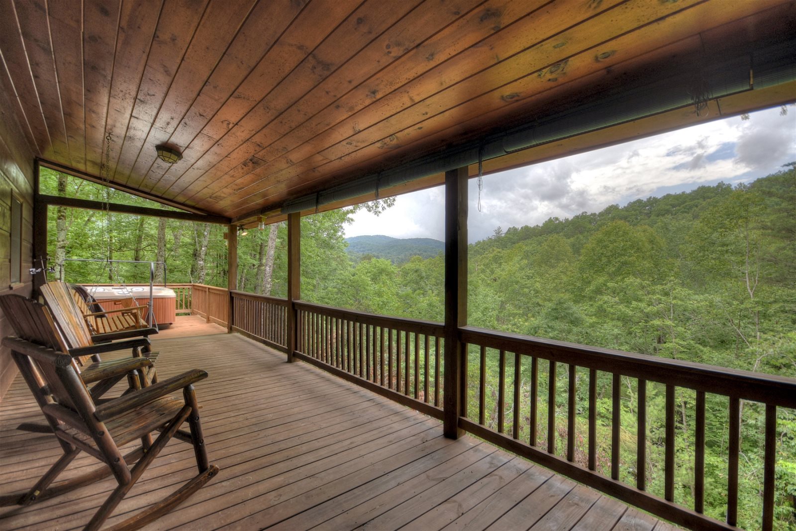 Ole Bear Paw Cabin In Blue Ridge - North Ga Cabin Rental