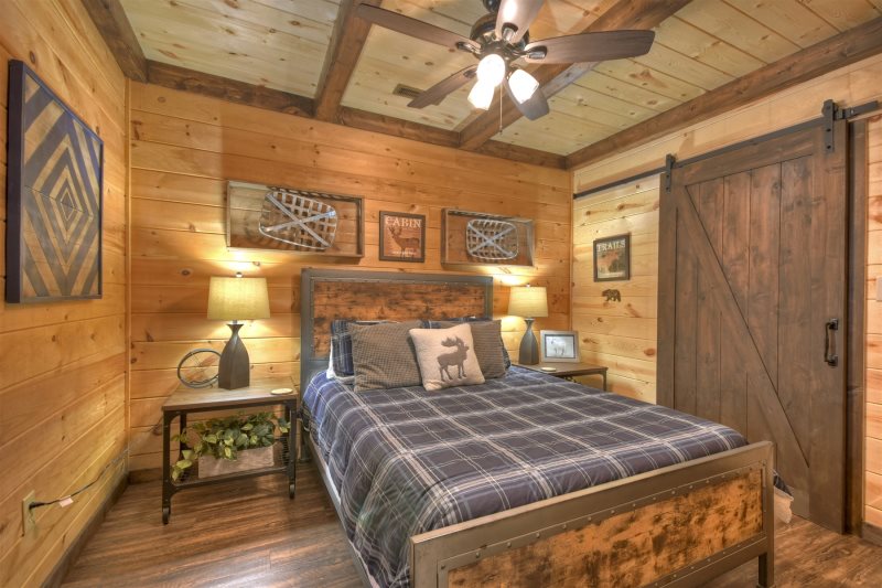 The Bears Den in Blue Ridge - North GA Cabin Rental
