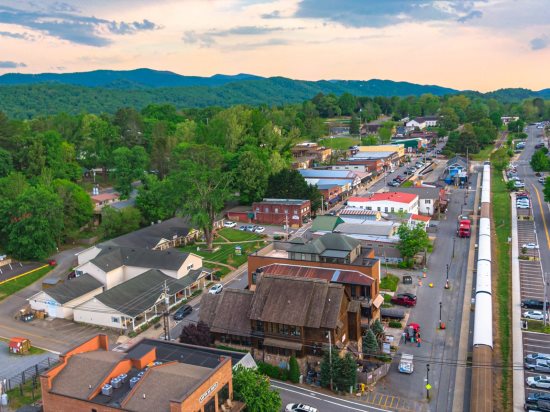 Downtown Blue Ridge Rentals Southern Comfort Cabin Rentals