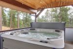 Whispering Pines Retreat -Game Room, Hot tub, 3 King suites!