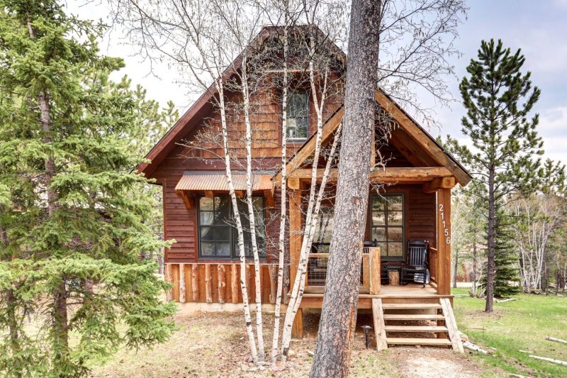 Iron Horse Cabin Deadwood Connections
