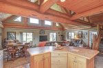Elk Creek Retreat kitchen and breakfast bar. 