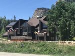 Silverpick Lodge in the summer
