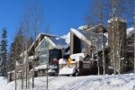 Silverpick Lodge in the winter
