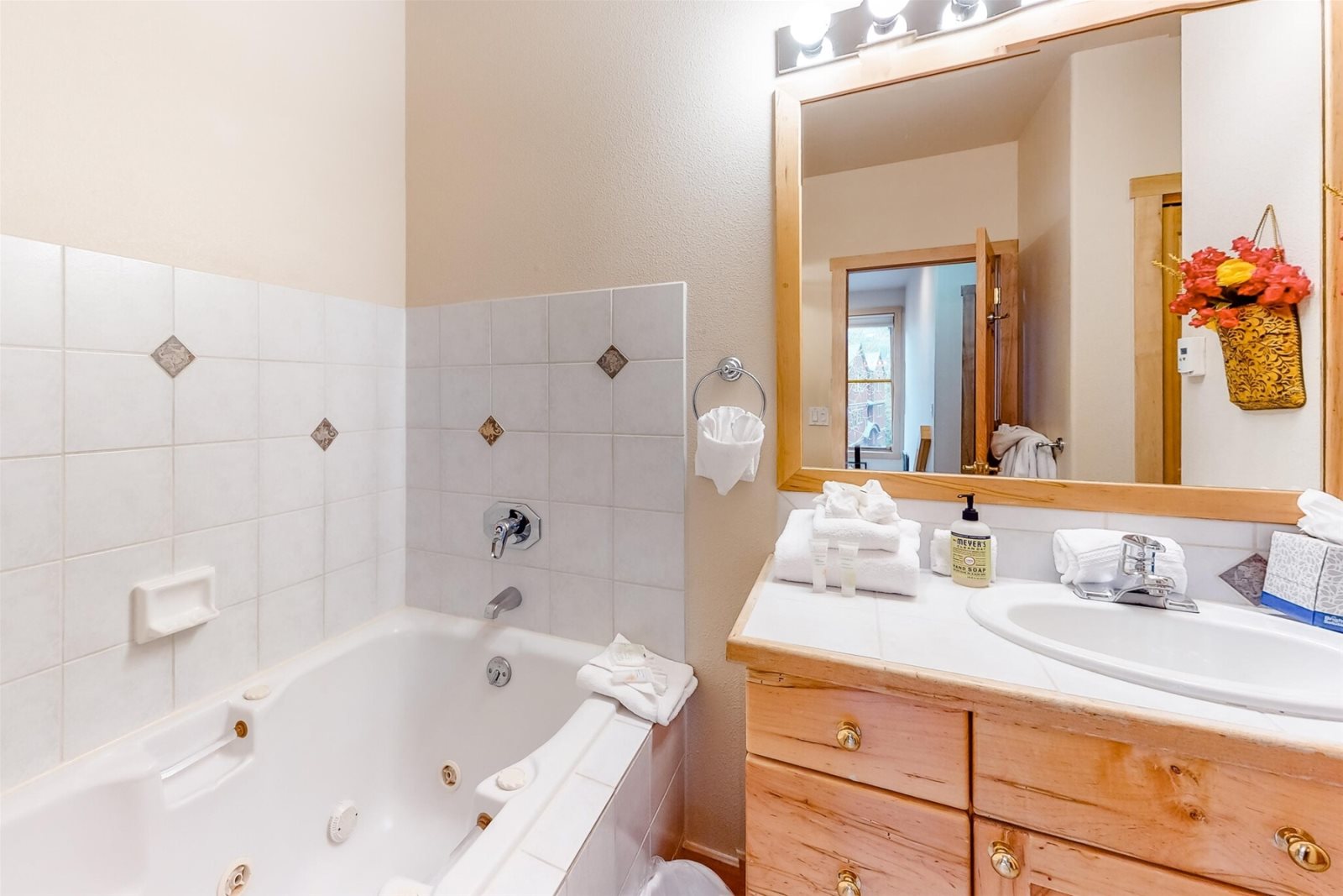 Keystone CO Mill Creek 203 3 Bedroom