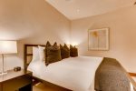 Den Sleeping Room - Studio plus Den Residence - Solaris Residences Vail