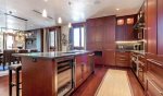 vail solaris 4bedroom kitchen