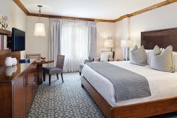 Vail CO | The Sebastian Resort | King bed