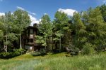 Year-round the access to Aspen Mountain from the Mountain Queen condos makes it so convenient to enjoy the outdoors