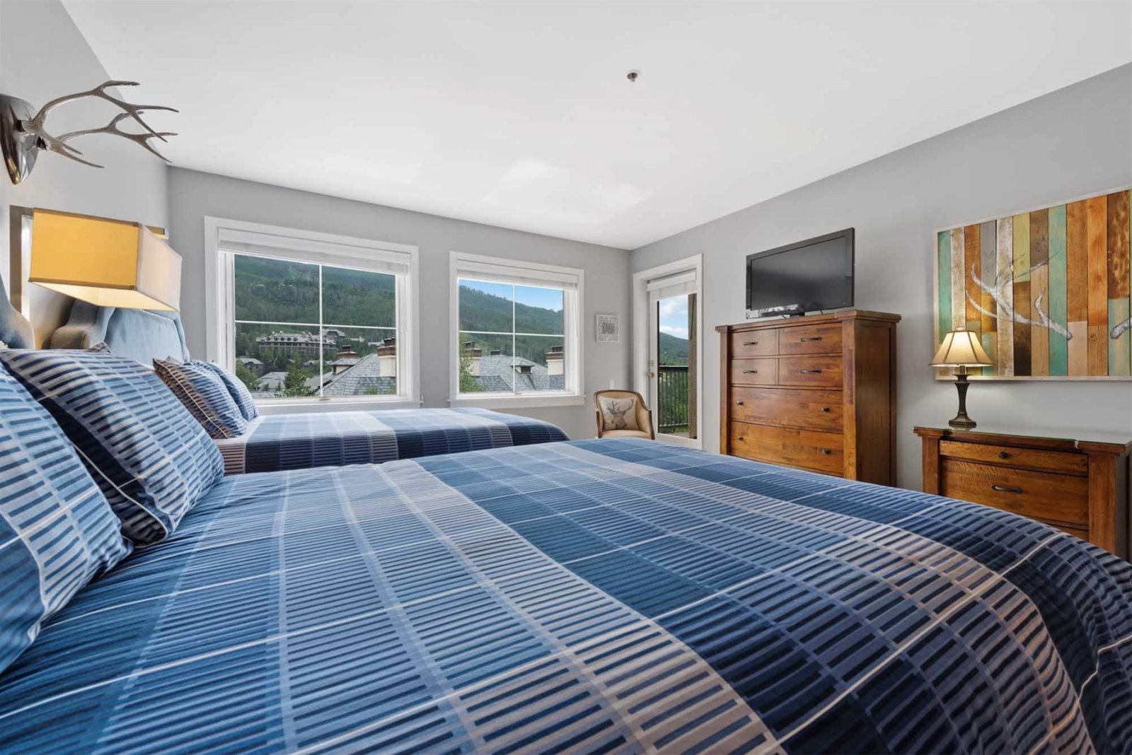 Beaver Creek CO Centennial Residences 2 Bedroom 11