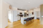 Kitchen with Breakfast Bar