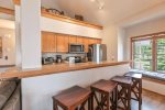 Kitchen with breakfast bar