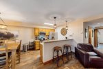 Kitchen with breakfast bar