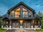 Breckenridge Saddlewood Townhomes 3 bedroom luxury rental