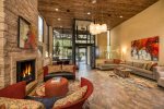 Front Desk, Lobby, Complimentary Tea, Coffee and Cookies 