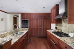 Luxury Fully Equipped Kitchen