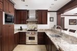 Gourmet Fully Equipped Kitchen with Top of the Line Appliances