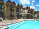 Mountain View Residences - Heated Pool and Hot Tub
