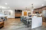 Gourmet fully equipped kitchen