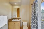3.5 Bathrooms